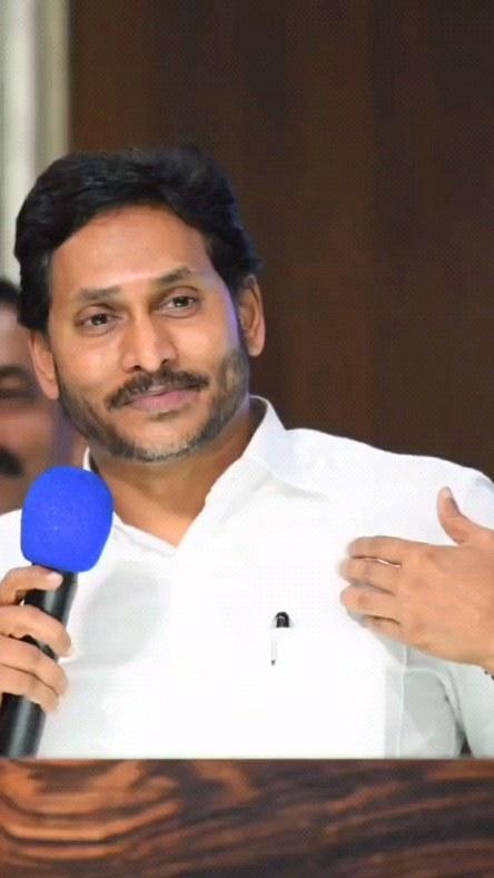 Jangan Anna ❤️❤️❤️

ysjagan