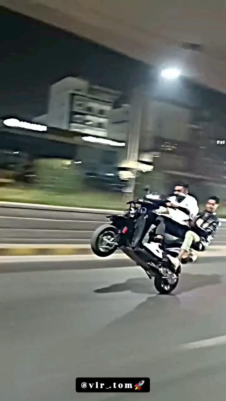 🥷👽🚀
&
&
&
#reels #wheelie #wheels #wheeling #vlr #vlrclub #challenge #wheeliechallenge2020 #mopedtom #wheeliechallenge #diolovers❤️ #dio #haiway #wheeliiboy #nightout #loveislove #king #brand#varilvideo #kolar #brnglore #benglore #trend #reels #malur #manglore #dios #maps #lovie😚💗 #zerowaste #kolar 👑🌍❤️