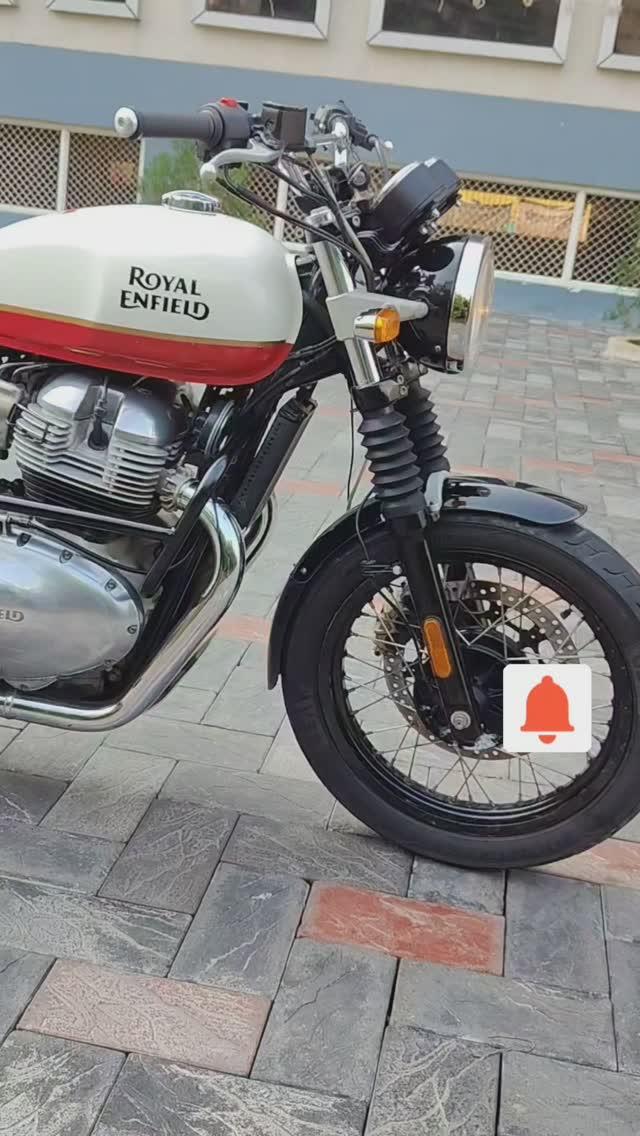 Royal Enfield interceptor 650 
Model 2020 
Reading 19000
Insurance ✅
Fancy number 0088
AEW exhausts
Price 215000
For more information call 9642986552 9000078896