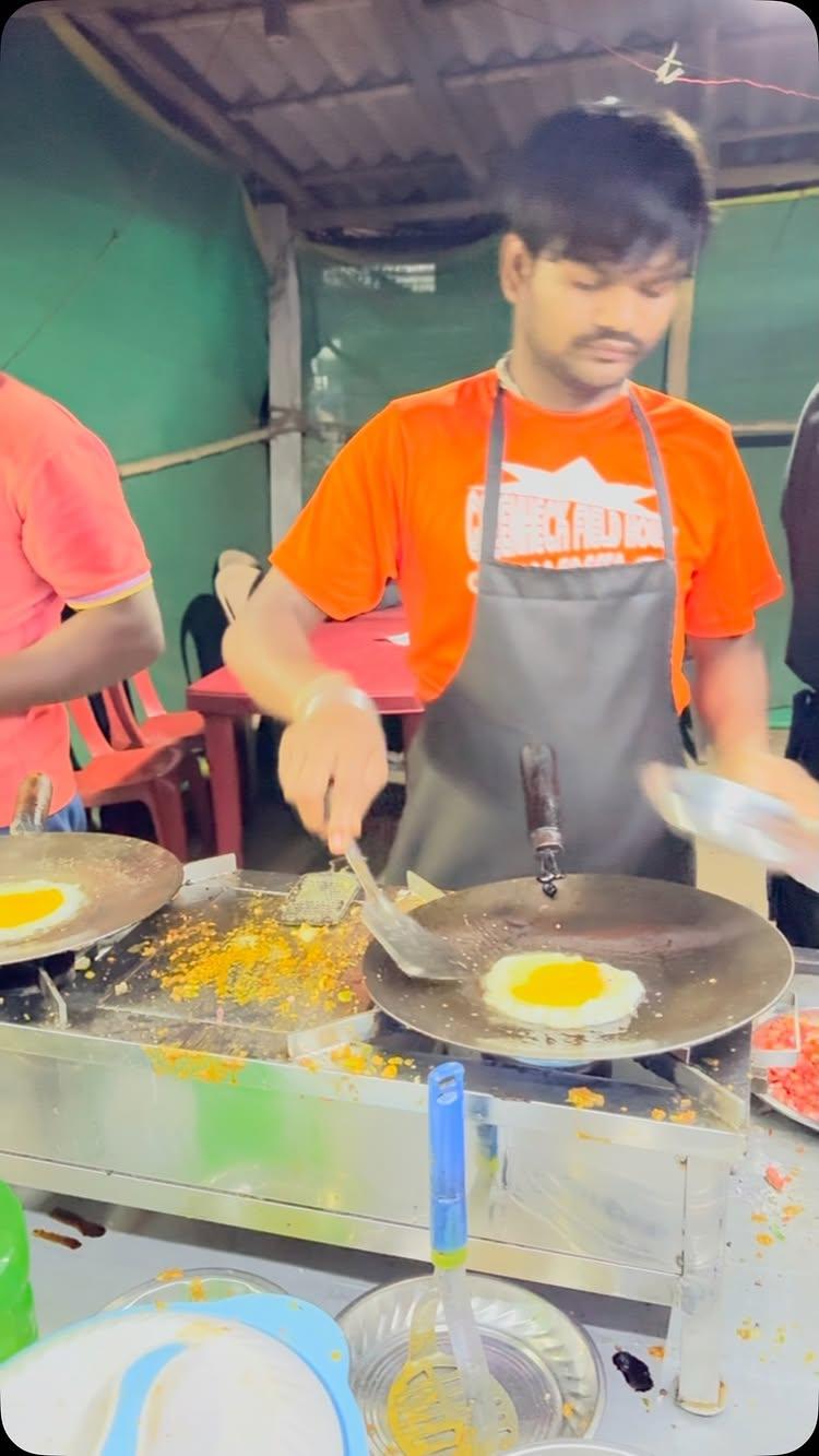 Manpasand Omelette Center - Nareshbhai - Allu Gaam ( Vankaner )