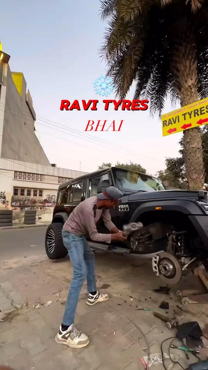 22/12 THAR ROXX
model_thar__01 
model_raj_214 
instagram layoutfrominstagram 
#ravityres #amritsar #cars #alloywheels #wheels #jalandhar #gurdaspur #punjab #tarntaran #kapurthala #delhi #jammu #hoshiarpur #ludhiana #chandigarh #carreels #insta #trending #mahindra #hyundai #thar #tharroxx #foryouआ
ravityres_amritsar