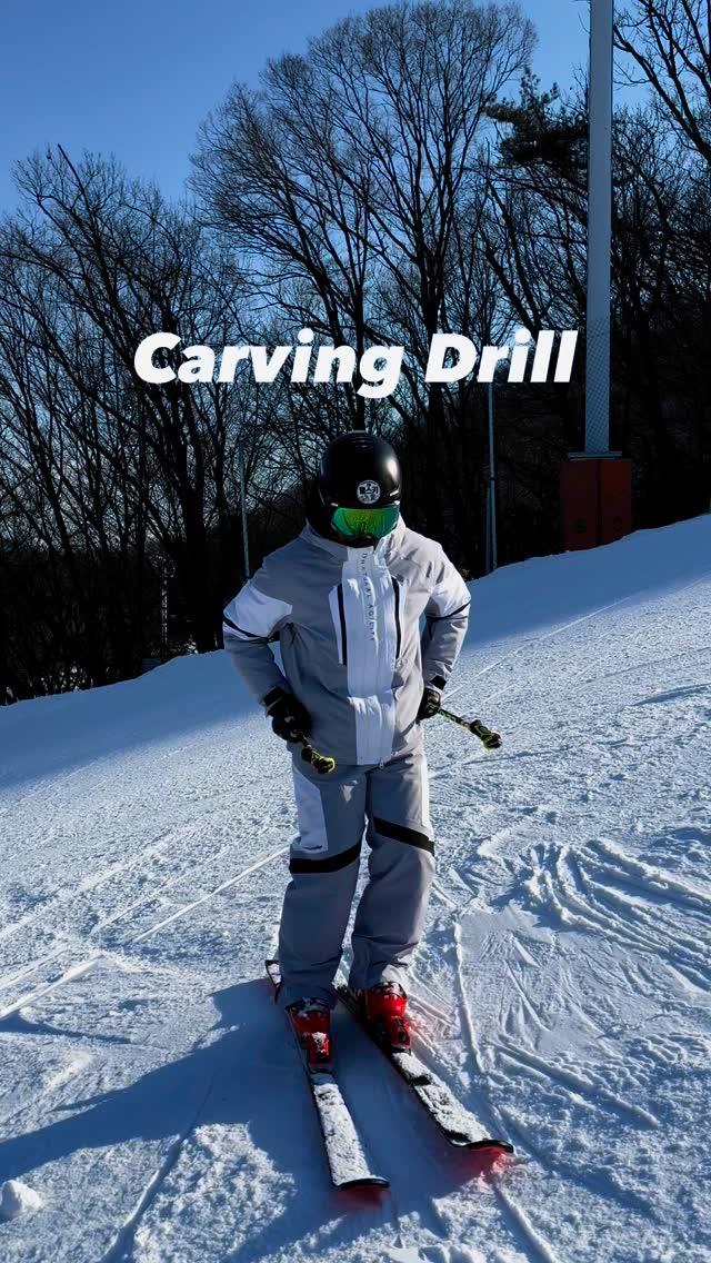 Carving Drill 

✔️Place the two poles on pelvis ( 폴을 양쪽 골반에 놓습니다 )
✔️The direction the ski looks at and the direction the pole looks at is the same ( 폴이 바라보는 방향과 스키가 바라보는 방향을 같게 합니다 )