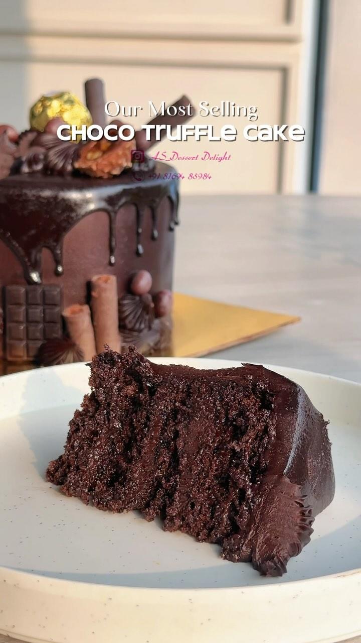 Most Demanding Pure Chocolate Truffle Cake
V.C - mefor_food