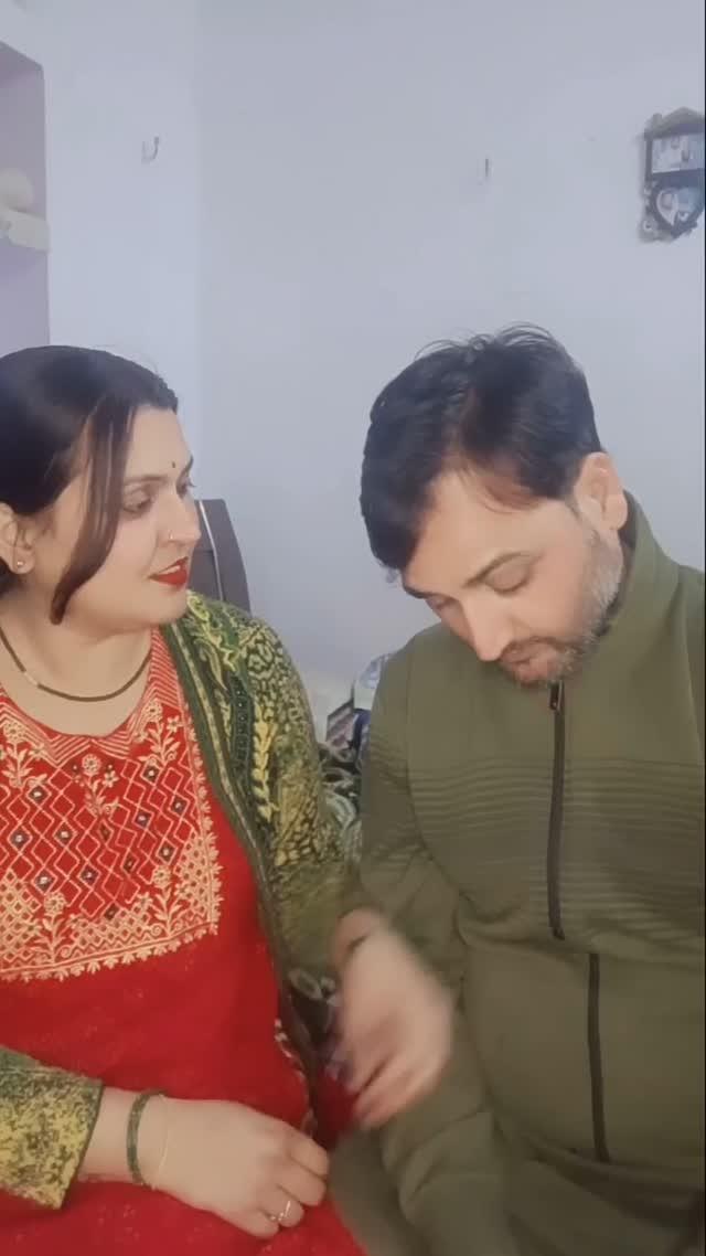 Bahut pyar karti hu ❤️
viralreels #v #viralvideos #viral #video #explorepage #explore #etawah #reelsinstagram #reelkarofeelkaro #reelsvideo #reels #reelitfeelit #couple #creator #followｍe #followers #foryou #follow #share #goodvibes #trending #trend #trendingreels #tiktok #instagood #instadaily #instalike #instagram priyanka_etawah