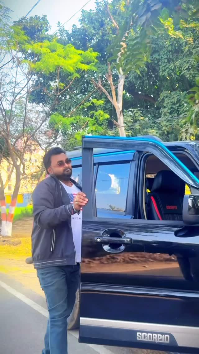 Holiya me #trending #pawansingh #lakhisarai #avinash_lakhisarai #explorepage #instadaily #bhojpurireels #patna #avinashlkr #