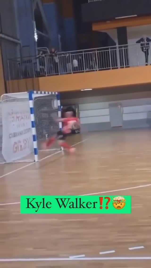 GOAL or NOT? 👀💻

( via futsal4ik )
-
-