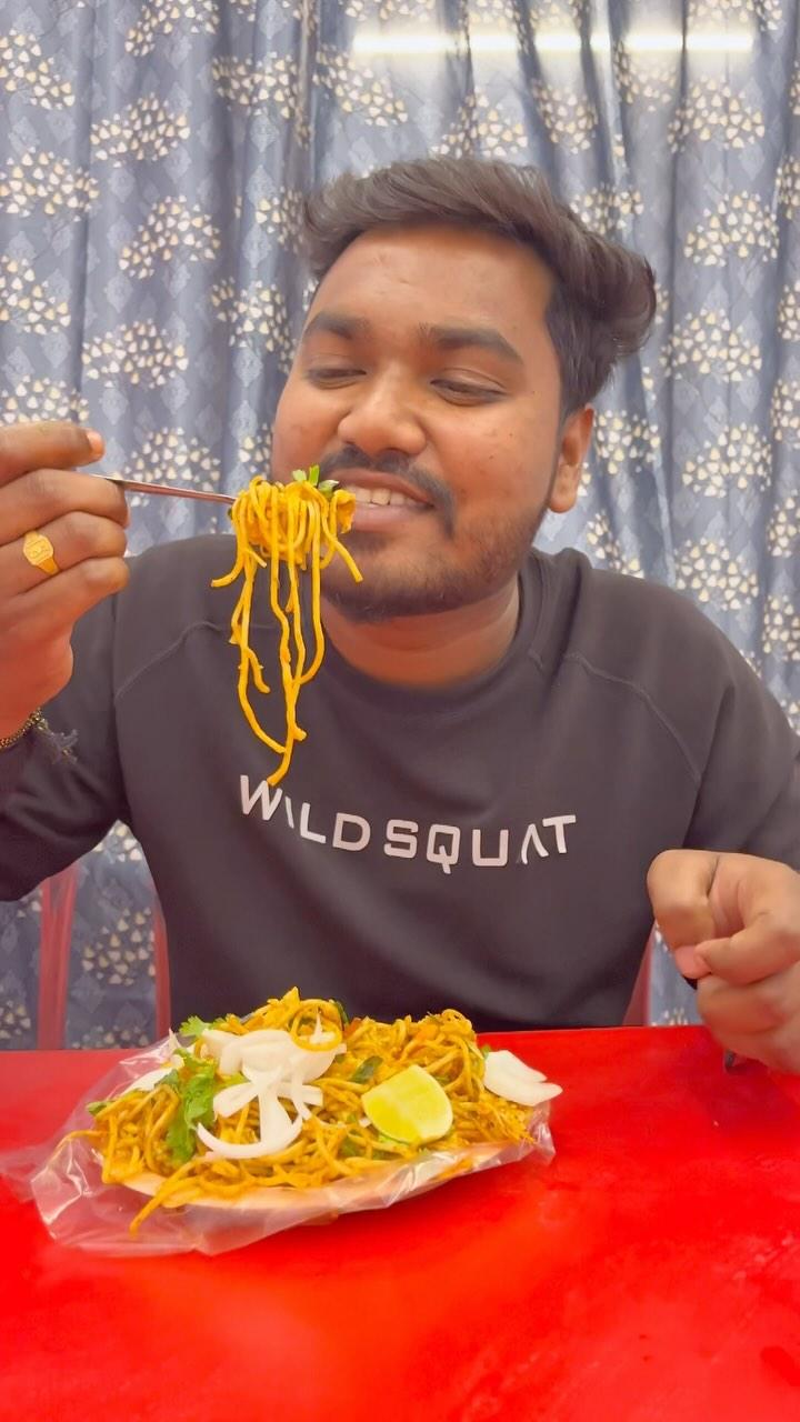 Om fast food center karimnagar double egg noodles 🤤