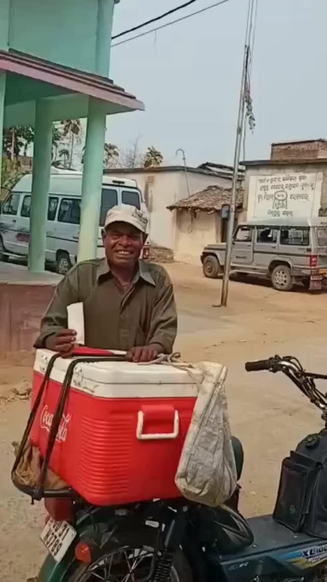 Baraf wala 😂

sambalpuri__pila__tukel
#mulki_hasi
#explore_sambalpur
#sambalpuri
#odia
#sambalpurireels
#odiareels
#reels
#sambalpuridance
#odiadance
#odiasong
#sambalpurisong
#trending
#viral
#funny
#comedy
#odisha
#sambalpur
#sambalpuri__pila__tukel
instagram
creators