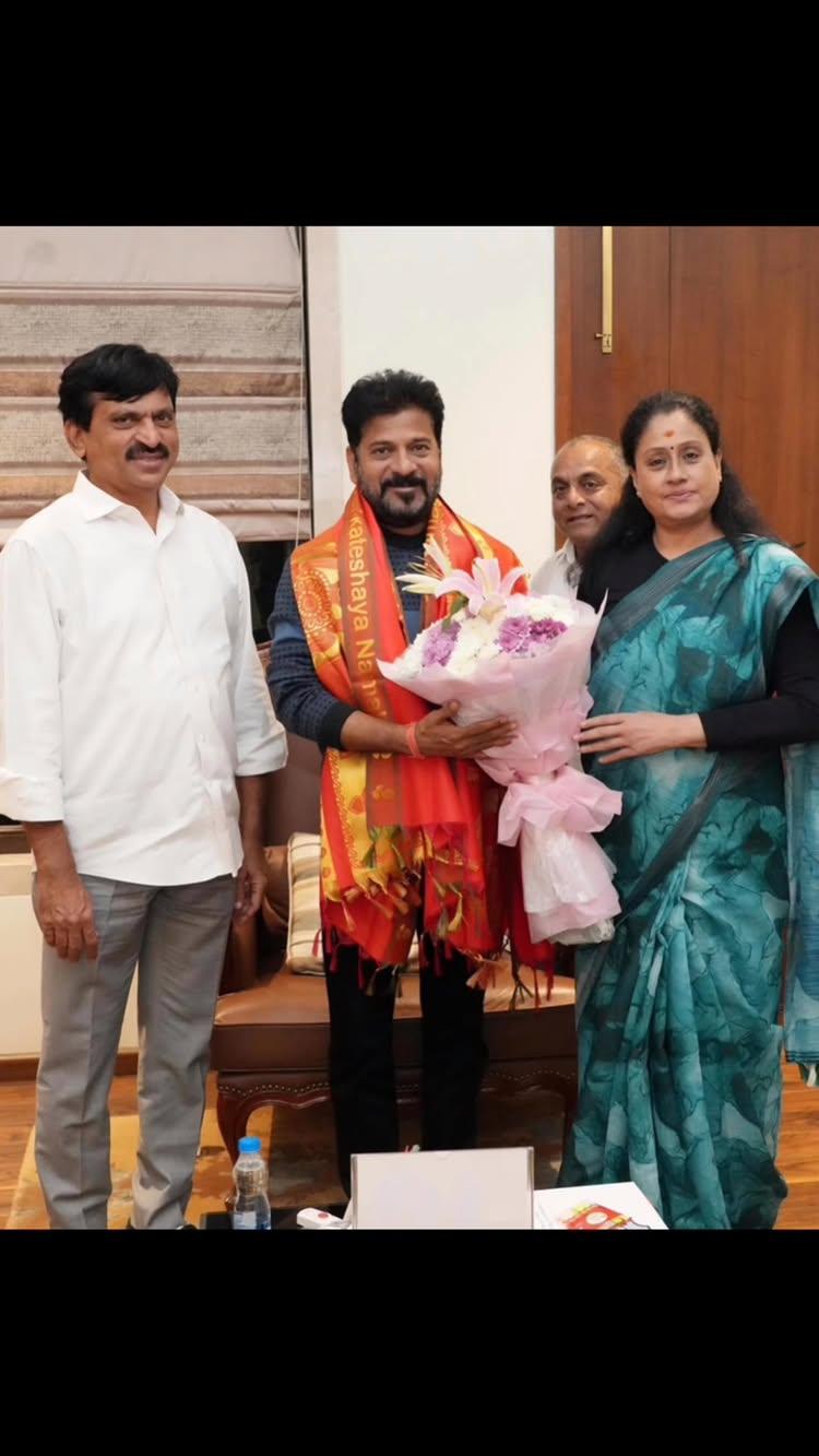 Mr Revanth Reddy Garu Telangana Chief Minister 
Dynamic Leader of Telangana Mr Anumula Revanth Reddy ALLUDU 
Finalised the List of Upcoming MLC list 
Kya bolri public 
#telangana 
Great leader of Telangana 
Hero of