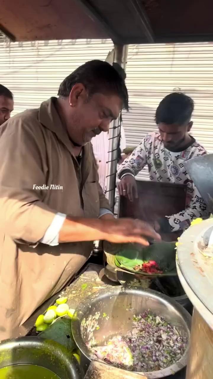 हरिद्वार के विनोद जी की स्वस्थ मूंग दाल और छोले food syco