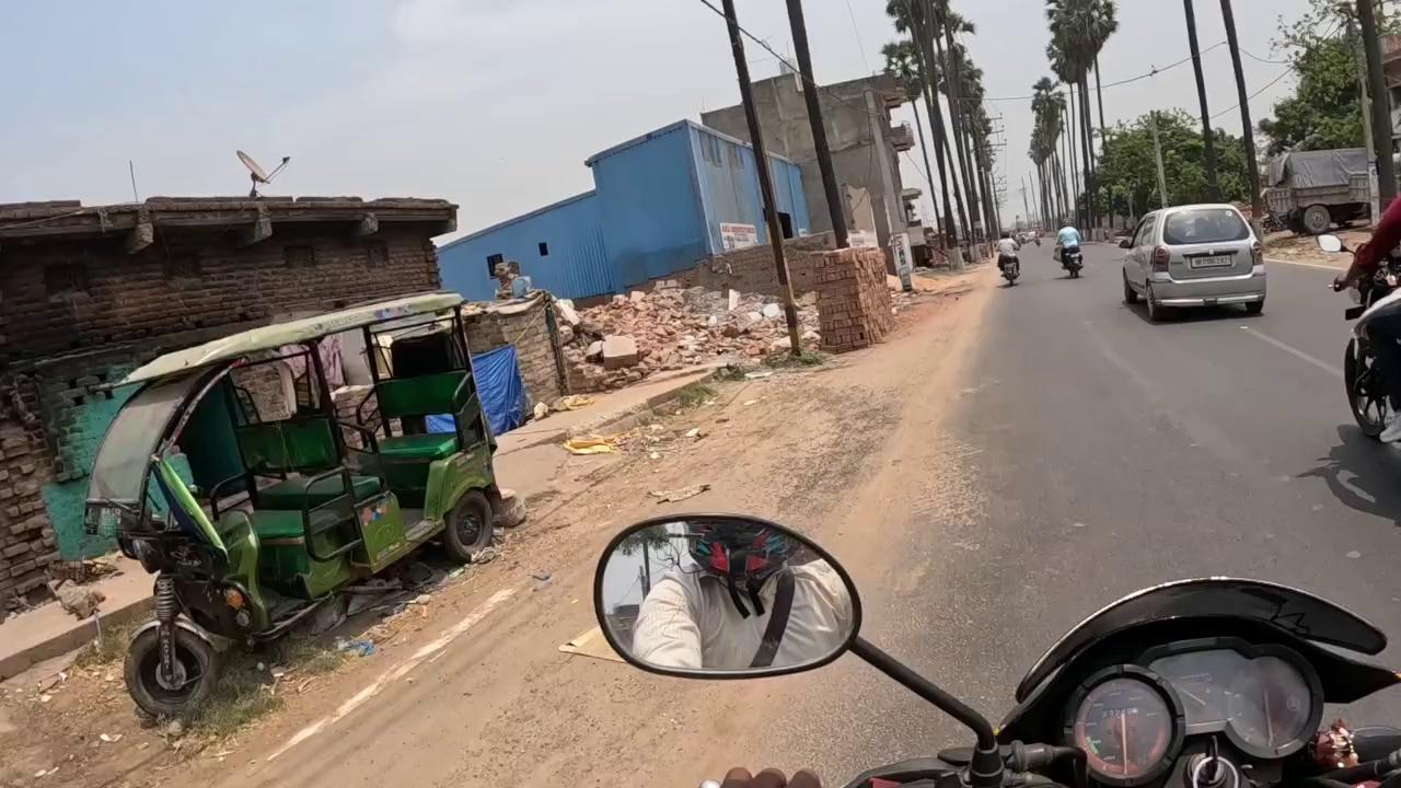 दानापुर बािहटा एलिीवेटेड रोड
शिवाला मोर से दानापुर तक रोड वाले सभी घरों को तोरा जा रहा है
काम बहुत ही तेजी से चल रहा है